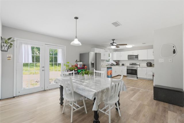 700 Butler Drive, Cleveland, TX 77328