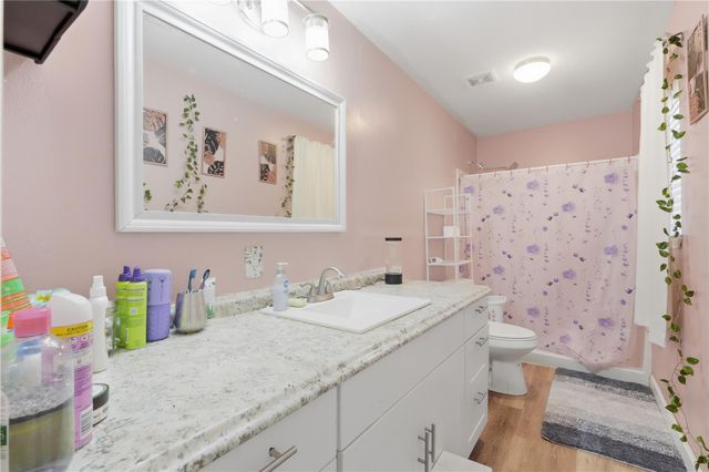 700 Butler Drive, Cleveland, TX 77328