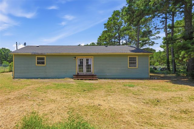 700 Butler Drive, Cleveland, TX 77328