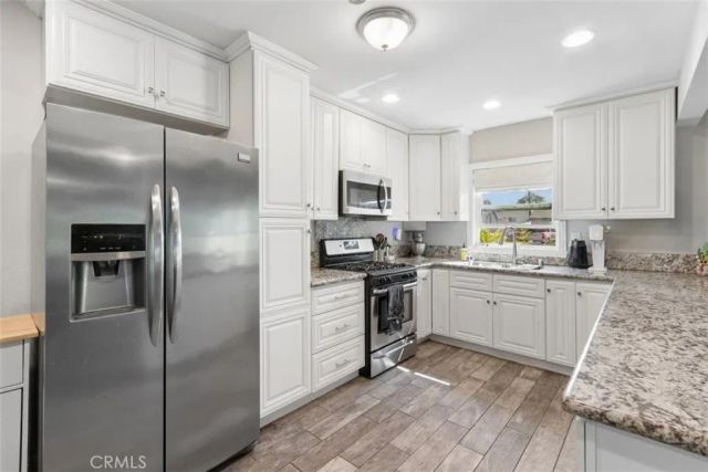 429 S Colfax, La Habra, CA 90631