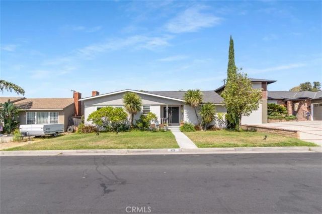429 S Colfax, La Habra, CA 90631
