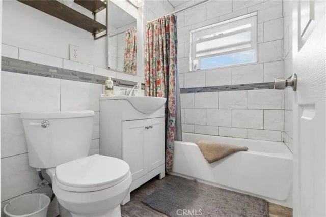 429 S Colfax, La Habra, CA 90631