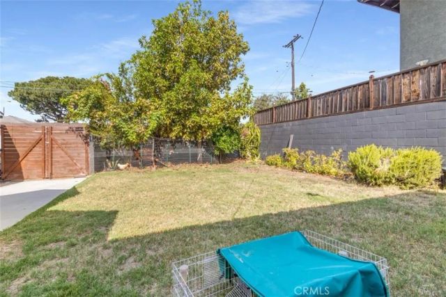 429 S Colfax, La Habra, CA 90631