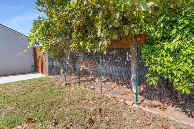 429 S Colfax, La Habra, CA 90631