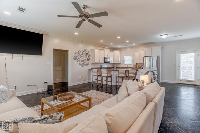 1116 Gregory Court, Jonesboro, AR 72405