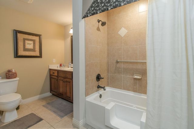 2100 New Hope Road 1704, Rogers, AR 72758