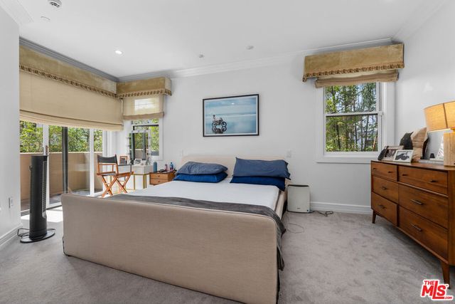411 N Oakhurst Drive 305, Beverly Hills, CA 90210
