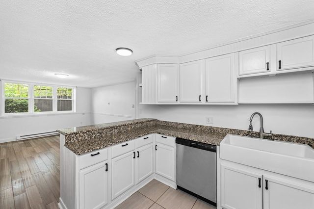 520 Talbot Ave 4, Boston, MA 02124