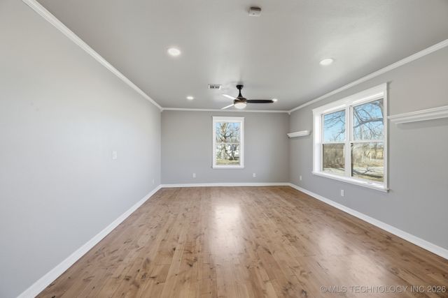 725 N 260 Road, Mounds, OK 74047