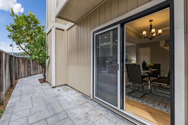 876 Ursa Lane, Foster City, CA 94404