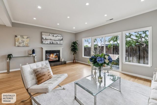 876 Ursa Lane, Foster City, CA 94404