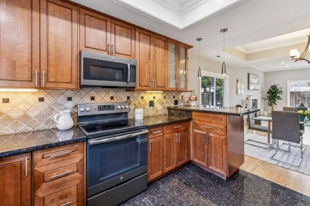 876 Ursa Lane, Foster City, CA 94404