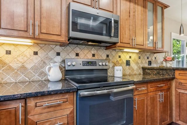 876 Ursa Lane, Foster City, CA 94404
