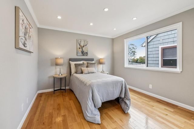 876 Ursa Lane, Foster City, CA 94404