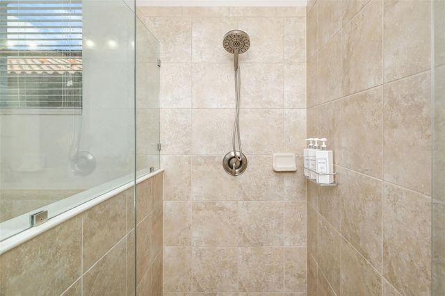 6462 WILLOWSHIRE WAY, Bradenton, FL 34212