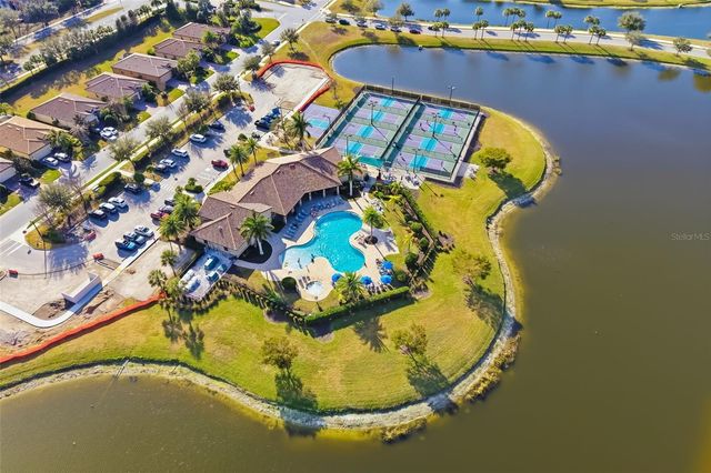 6462 WILLOWSHIRE WAY, Bradenton, FL 34212