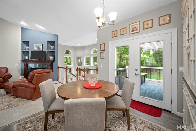 607 Winding Creek Drive, Wentzville, MO 63385