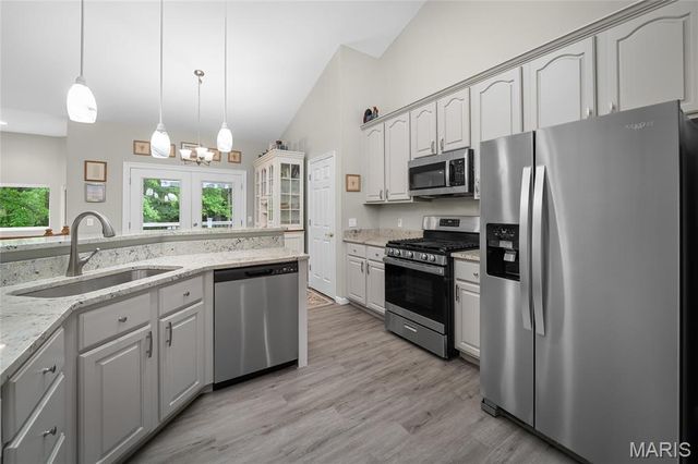 607 Winding Creek Drive, Wentzville, MO 63385