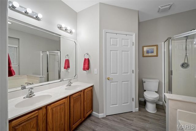 607 Winding Creek Drive, Wentzville, MO 63385