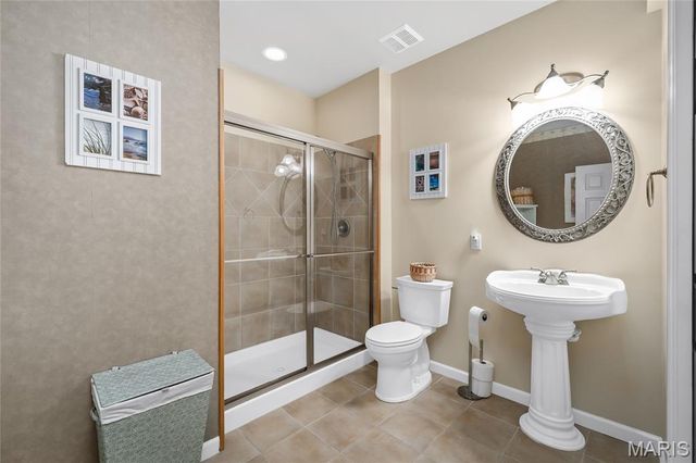 607 Winding Creek Drive, Wentzville, MO 63385
