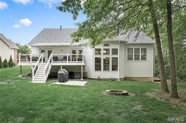 607 Winding Creek Drive, Wentzville, MO 63385