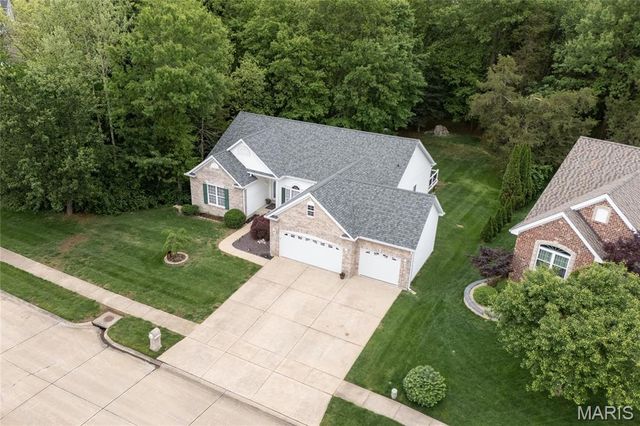 607 Winding Creek Drive, Wentzville, MO 63385