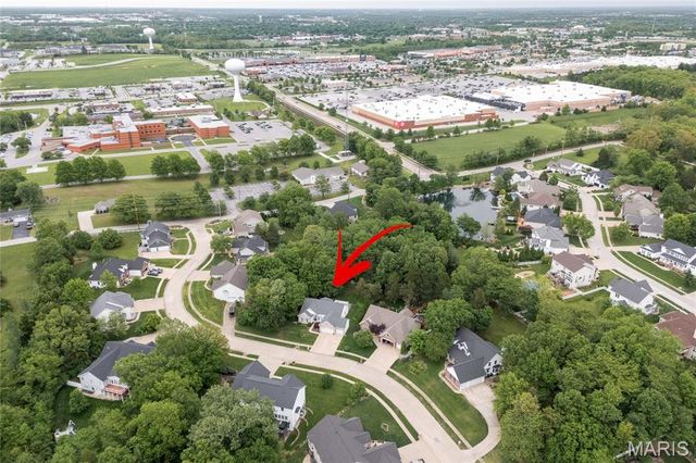607 Winding Creek Drive, Wentzville, MO 63385