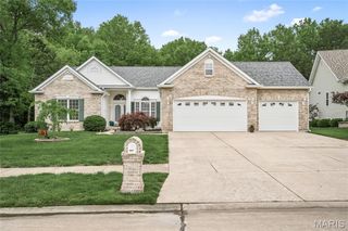 607 Winding Creek Drive, Wentzville, MO 63385