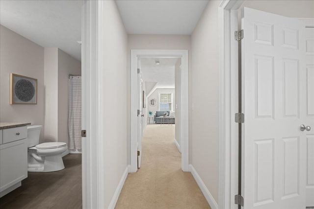 5 N. Pond Way 28, Hopkinton, MA 01748