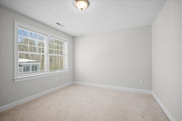 5 N. Pond Way 28, Hopkinton, MA 01748