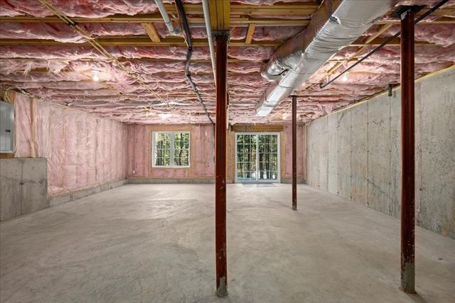 5 N. Pond Way 28, Hopkinton, MA 01748