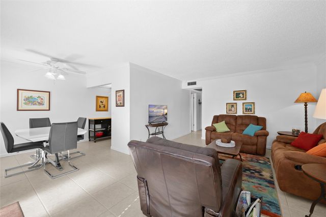 243 N Farnham K 243, Deerfield Beach, FL 33442