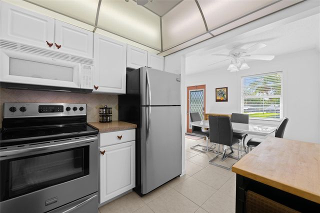 243 N Farnham K 243, Deerfield Beach, FL 33442