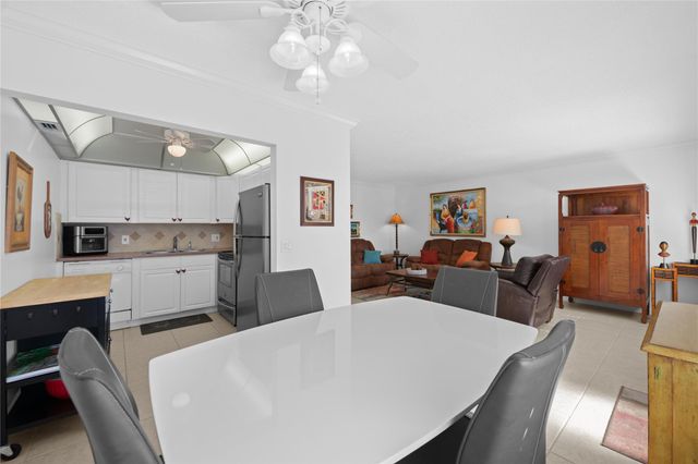 243 N Farnham K 243, Deerfield Beach, FL 33442