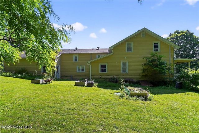 531 McChesney Ave Extension, Brunswick, NY 12180