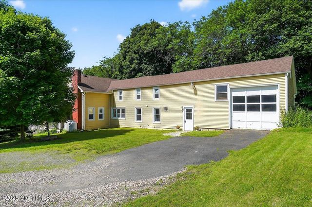 531 McChesney Ave Extension, Brunswick, NY 12180