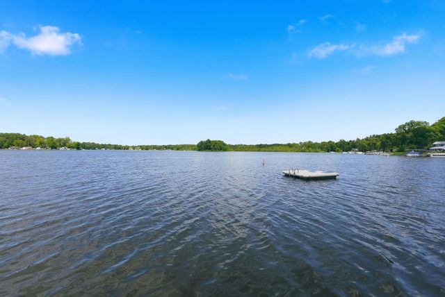 60 Lane 100B Long Lake, Fremont, IN 46737