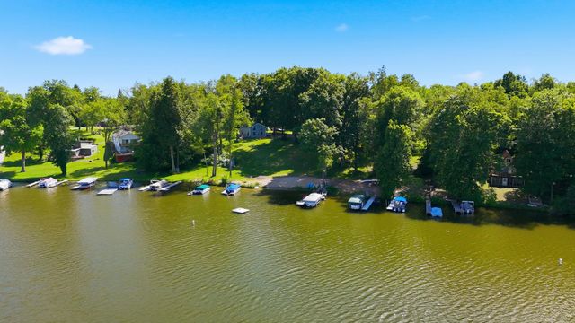 60 Lane 100B Long Lake, Fremont, IN 46737