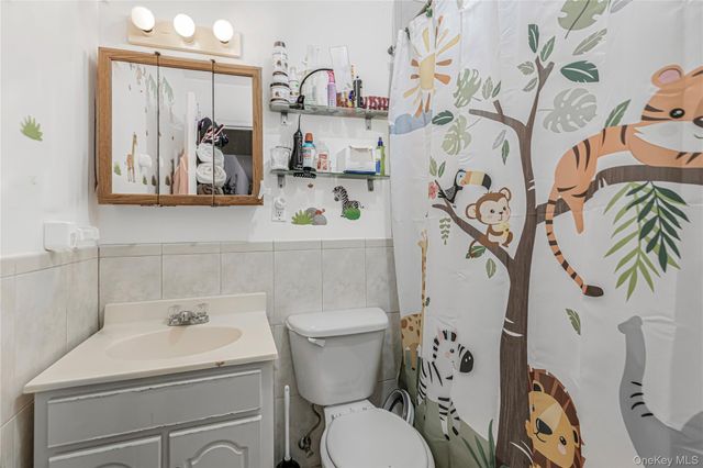 244 Prentiss Avenue, Bronx, NY 10465