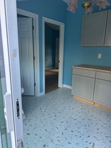25 Ruth Rd C, Brockton, MA 02302