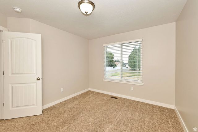 1065 S 1650 E, Clearfield, UT 84015