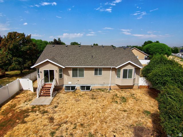 1065 S 1650 E, Clearfield, UT 84015