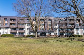 13200 W Heiden Circle 2111, Lake Bluff, IL 60044