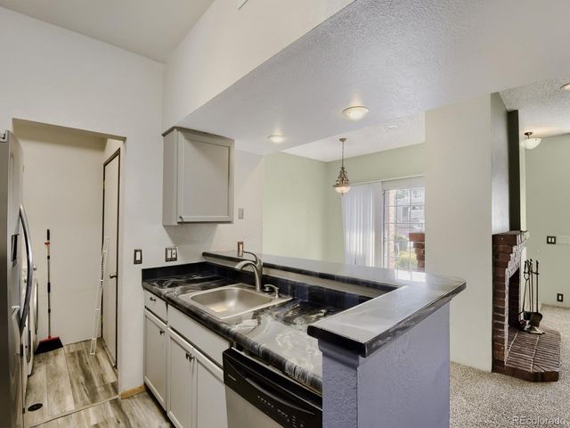 4760 S Wadsworth Blvd M103, Littleton, CO 80123