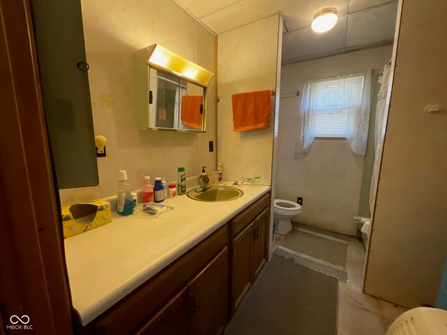 5560 S No Name Lane, Brazil, IN 47834