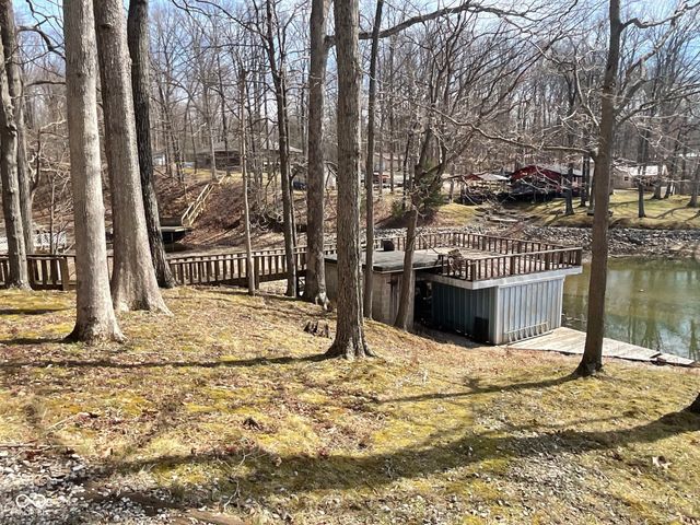 5560 S No Name Lane, Brazil, IN 47834