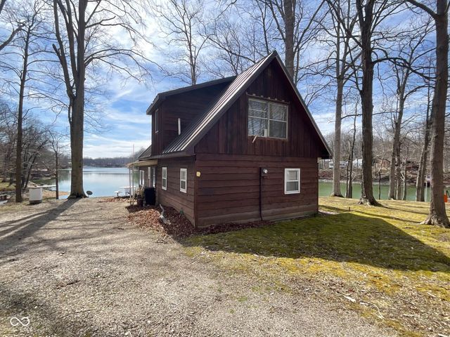 5560 S No Name Lane, Brazil, IN 47834