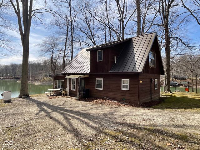 5560 S No Name Lane, Brazil, IN 47834