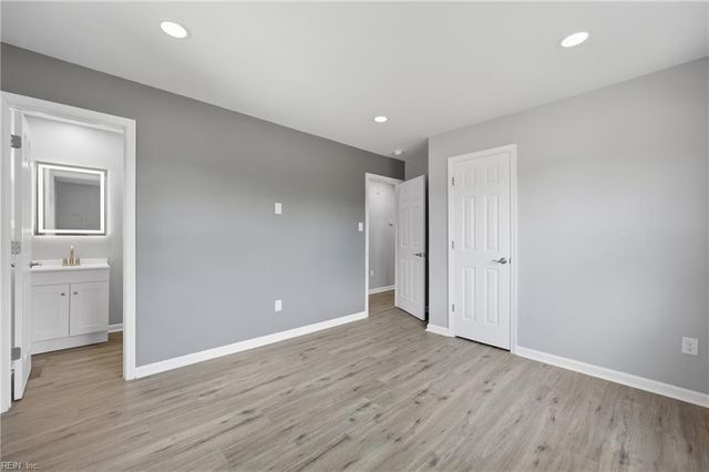 3 Beechwood RD, Hampton, VA 23666