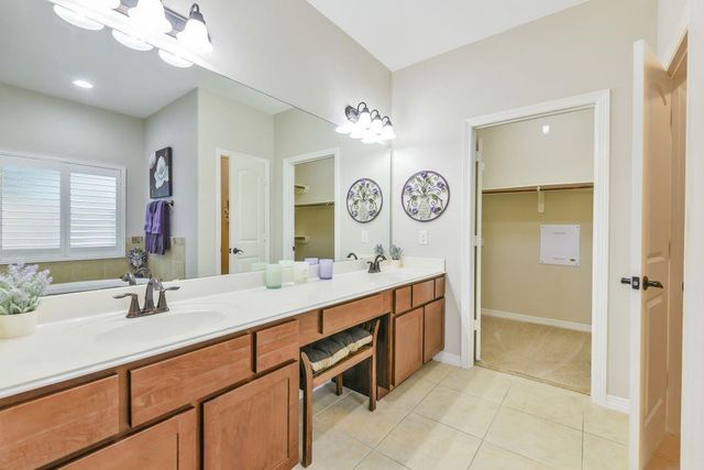 2510 Amy Lee Drive, Conroe, TX 77304